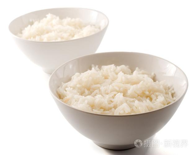 两碗米饭