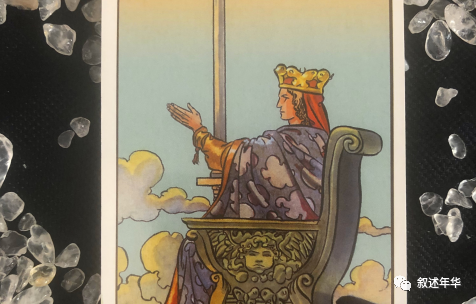 听故事学塔罗系列:宝剑王后,霸气不输男人,人群中的气场女王|塔罗牌