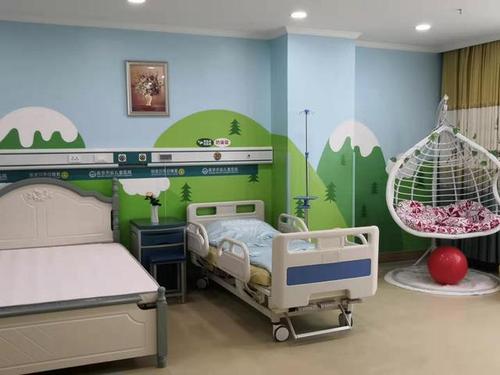 医院向江苏省妇女儿童福利基金会捐赠50万元,用于帮助困难家庭自闭症