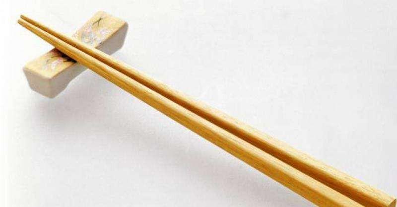 筷子断了一根是好兆头 关于筷子断了一根的说法-吾尊时尚