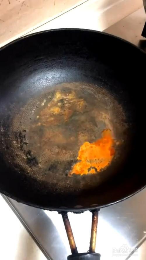 如何清洗生锈的锅
