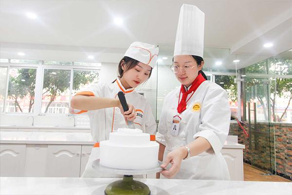零基础可以到杭州新东方烹饪学校学烘焙吗?答案在这里