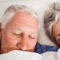 老年人失眠要重视 注意改善睡眠方法