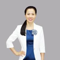 女,黑龙江省哈尔滨市人,《魅力女性》课程创始人,心理咨询师