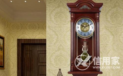 石英钟挂在客厅什么位置好钟表挂在客厅什么位置好风水