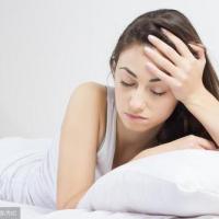 营造安静的睡眠环境女人失眠的治疗方法就是有一个好的睡眠环境,这样