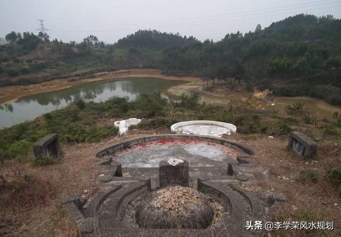 平原地的墓地风水改良墓地怎么能改变好风水