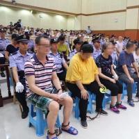 广西河池市金城江区人民法院公开开庭审理了