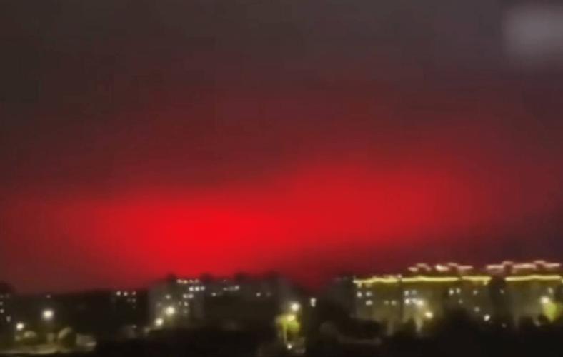 原创浙江舟山出现血红色天空是何原因是自然现象还是灾难前兆