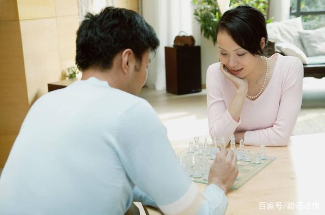 人到中年,还要背叛婚姻的女人,究竟为了什么?她说出了实情