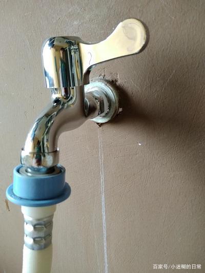 家里的水龙头漏水后,自己维修是一种什么样的体验?