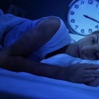 治疗失眠的小窍门有哪些 引起失眠的原因是什么