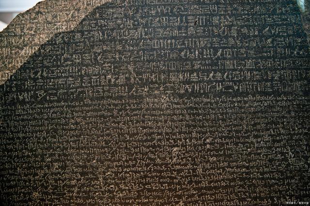 埃及之谜是怎么被发现的?大英博物馆罗塞塔石碑之谜